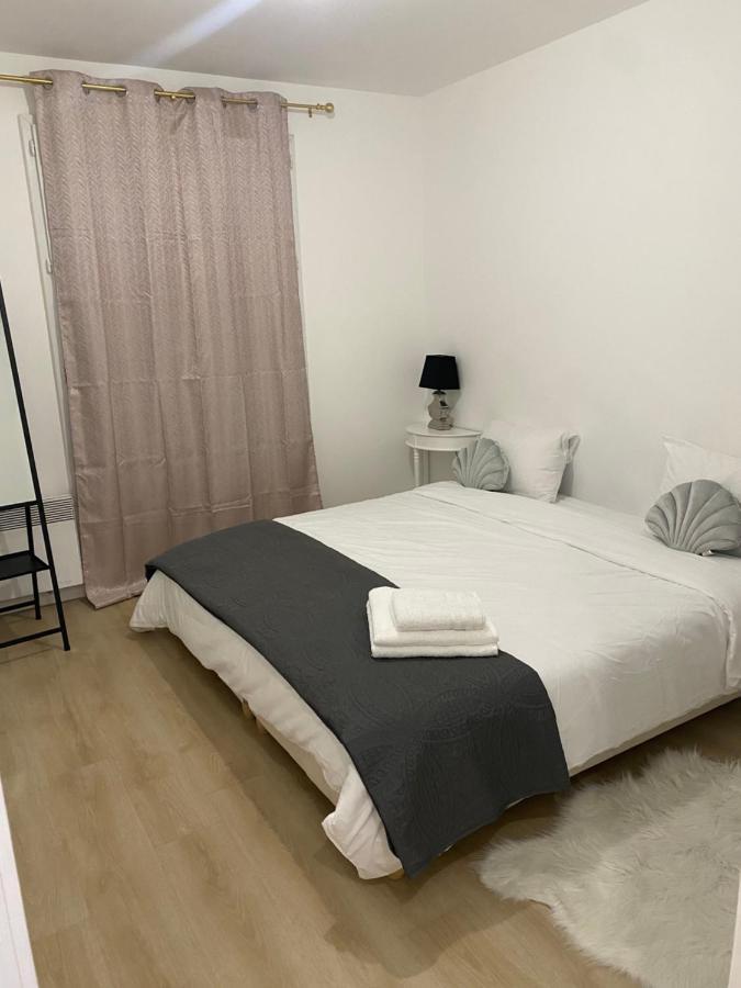 Appartement Luxueux 70M2, 2 Chambres อาร์ฌ็องเตย ภายนอก รูปภาพ